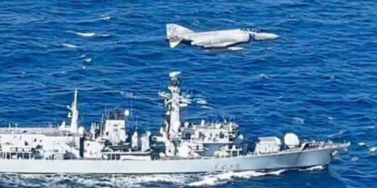 Στο πλευρό της Κύπρου η Ελλάδα: Ο Νίκος Δένδιας στη Λευκωσία – Δύο φρεγάτες και δύο ελληνικά F-16 στην περιοχή με απόφαση ΚΥΣΕΑ