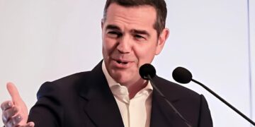 Αλέξης Τσίπρας: «Η χώρα έχει ανάγκη από νέα εθνική πυξίδα»