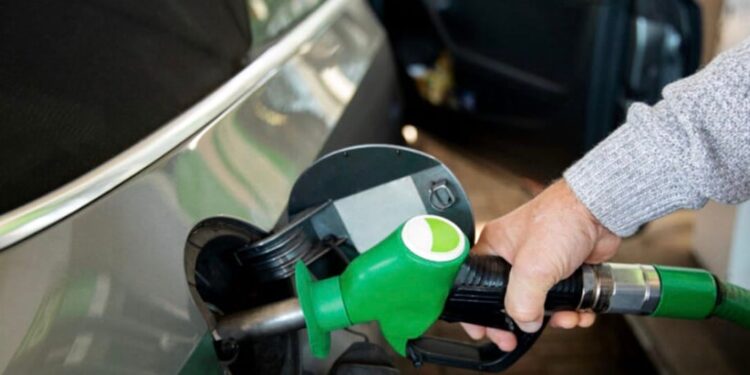 EΚΤΑΚΤΟ: Κλείνουν τα βενζινάδικα σ’ όλη την χώρα; Χωρίς αυτοκίνητα η Ελλάδα