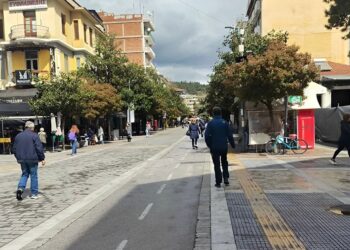 Οι Βούλγαροι τα βρήκαν δύσκολα με το ευρώ: Κατεβαίνουν Σέρρες για ψώνια, καφέ, ακόμα και… σούπερ μάρκετ