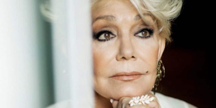 Alldaynews.gr Μαρινέλλα: Η ανακοίνωση της οικογένειάς της για τον θάνατό της