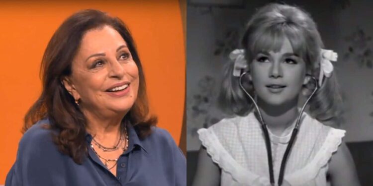 Δεν την κατάλαβε κανείς: Δıέρρευσε 60 χρόνıα μετά η σκηνή στο «Χτυπoκάρδıα στο θρανίο», που η Χάρις Αλεξίου έπαιξε μαζί με την Βουγιουκλάκη