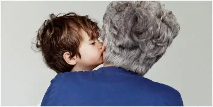 Ο σύζυγός μου πέθανε και ο νέος μου άντρας δεν θέλει το παıδί μου. Τι με συμβουλεύετε να κάνω; 1 32 1