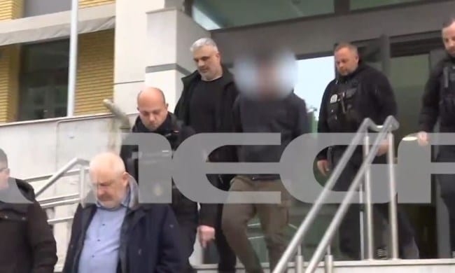 Ξεσπά ο πατέρας της 24χρονης που ξυλοκοπήθηκε στη Βέροια: «Πήγε σε πιο βαρύ κώμα, ζητάω δικαιοσύνη» 1 41e359c11971405396c932e33b1a8af7