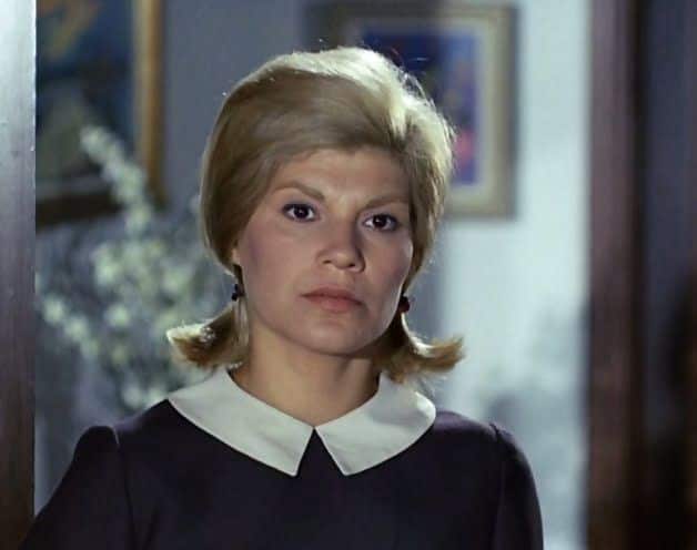 Παραμένει γλυκιά και σικάτη η Έλσα Ρίζου: Πως είναι στα 90 της η αγαπημένη ηθοποιός και σύζυγος του Νίκου Ρίζου 1 5250ec96aab46f2b578c166ce7181a94