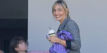 Ελεονώρα Μελέτη: Η φωτογραφία με τη μητέρα της, τη γιαγιά της και την κόρη της και το μήνυμα για την Παγκόσμια Ημέρα της Γυναίκας