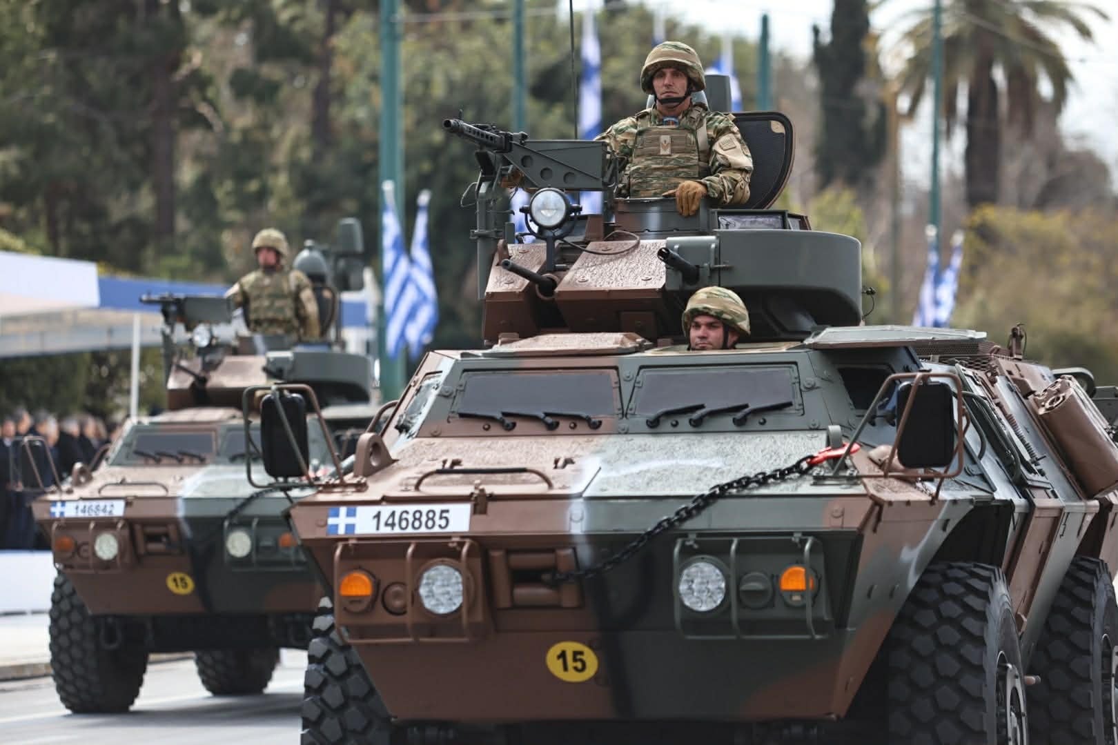 Ξέσπασε ο Γρηγόρης Αρναούτογλου για τη στρατιωτική παρέλαση στο Σύνταγμα - «Βλέπει όλος ο πλανήτης...» 4 6573698498287692735776412975899496953992408n