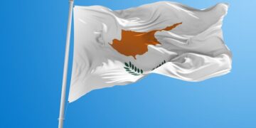 Alldaynews.gr ΚΥΠΡΟΣ ΤΩΡΑ: Οδηγίες προς τους πολίτες αν ακουστούν σειρήνες πολέμου – Τι πρέπει να έχουν