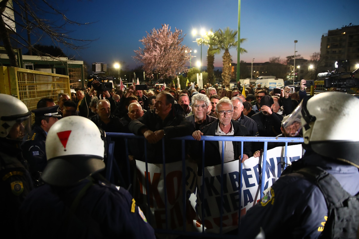 Διαμαρτυρία αγροτών και κτηνοτρόφων στα εγκαίνια της 31ης έκθεσης Agrotica, στην Θεσσαλονίκη
