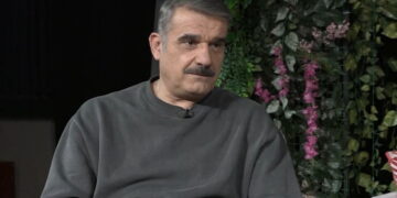 Κώστας Αποστολάκης: «Κάλεσα τον Χριστό στο σπίτι μου και ήρθε μέσα σε 30 δευτερόλεπτα, με βρήκε σε κακό χάλι»