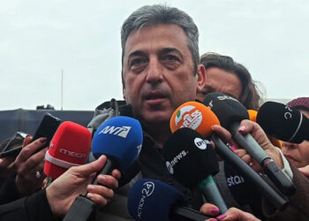 Ασλανίδης για Τέμπη: «Θέλουμε την παραδειγματική τιμωρία των ενόχων – Μετά από 3 χρόνια κανείς δεν είναι στη φυλακή»