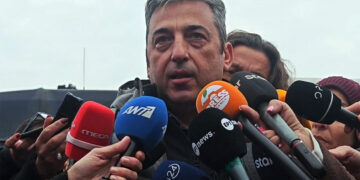 Ασλανίδης για Τέμπη: «Θέλουμε την παραδειγματική τιμωρία των ενόχων – Μετά από 3 χρόνια κανείς δεν είναι στη φυλακή»