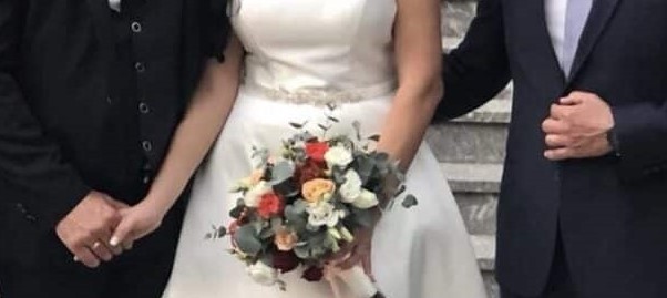 Συνελήφθη η κουμπάρα και πρώην συνεργάτιδα πασίγνωστου Βουλευτή και πρώην Υπουργού ως μέλος εγκληματικής οργάνωσης εμπορίας ανθρώπων – Αρχηγός ο σύζυγός της