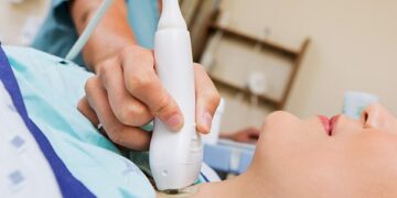 Υπέρηχος θυρεοειδούς και υπέρηχος άνω-κάτω κοιλίας: πότε χρειάζονται και τι δείχνουν