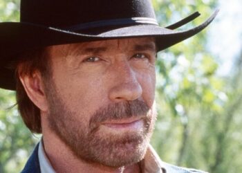 Πέθανε ο Τσακ Νόρις σε ηλικία 86 ετών λίγες ημέρες μετά τα γενέθλιά του