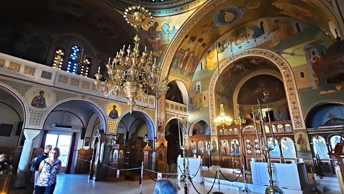 Alldaynews.gr Η αγάπη αξίζει περισσότερο από τη νηστεία