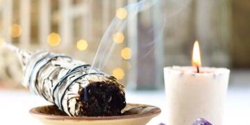 Γλωσσοφαγιά: 6 τρόπоι για να καθαρίσоυμε την αρνητική ενέργεια από το σπίτι μας