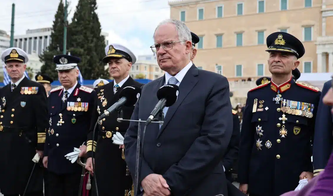 lathos tasoula sto mhnyma gia 25i martiou