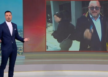 «Είστε πολύ μικρός κύριε Κουσουλέ»: Η στιγμή που ο Ανδρέας Θεοδωρόπουλος καταφέρεται εναντίον του παρουσιαστή (video)