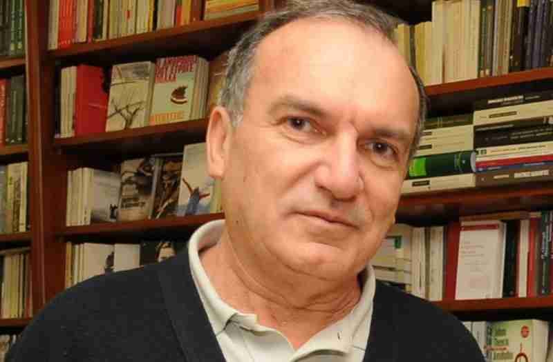 nikos sideris portrait