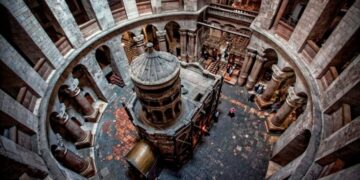 Alldaynews.gr Σφραγίστηκε ο Πανάγιος Τάφος – Σε κατάσταση έκτακτης ανάγκης η Ιερουσαλήμ λόγω του πολέμου με το Ιράν