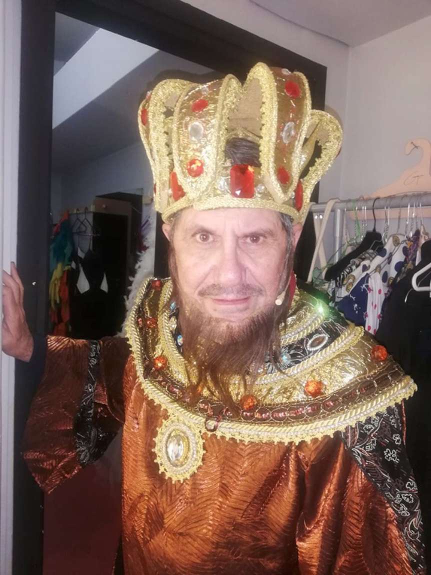 Ο γάμος του με την Γωγώ Αντζολετακη και πως είναι σήμερα ο γνωστός ηθοποιός του ελληνικού Σινέμα 4 platakis 1150