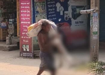 Αδιανόητο: Ξέθαψε την αδερφή του και την πήγε στην τράπεζα για ανάληψη χρημάτων