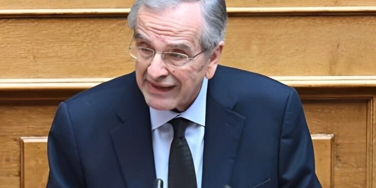 Σαμάρας: «Κύριε Πρωθυπουργέ γιατί παρακολουθούσαν το τηλέφωνό μου;»