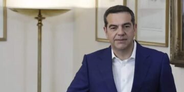 Τσίπρας για διάγγελμα Μητσοτάκη: «Το μόνο ασυμβίβαστο είναι του πρωθυπουργού και του πολιτικού απατεώνα»