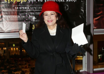 Ελένη Ανουσάκη – Η μάχη για την υγεία της και οι 7 ημέρες στο νοσοκομείο: «Έχει δημιουργηθεί καρδιακή ανεπάρκεια»