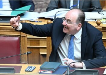 Η απάντηση του Μακάριου Λαζαρίδη για την καθαρίστρια δείχνει όσα πρέπει να ξέρεις για εκείνον