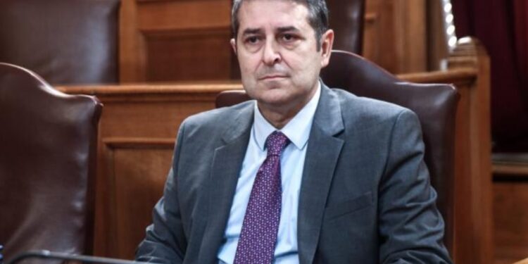 Για την υπόθεση Λαζαρίδη: Το sms που έστειλε ο Γιώργος Μυλωνάκης στη σύζυγό του λίγα δευτερόλεπτα πριν καταρρεύσει