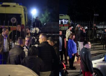 Δραματικές στιγμές στον Άγιο Δημήτριο: Λιποθύμησε η μητέρα του 25χρονου μόλις έφτασε στο πάρκο – Βίντεο ντοκουμέντο από τον τόπο του εγκλήματος