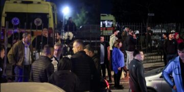 Δραματικές στιγμές στον Άγιο Δημήτριο: Λιποθύμησε η μητέρα του 25χρονου μόλις έφτασε στο πάρκο – Βίντεο ντοκουμέντο από τον τόπο του εγκλήματος