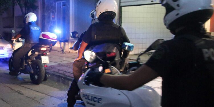 Κέντρο Αθήνας: 29χρονος Πακιστανός προκάλεσε εκτεταμένες φθορές σε 30 αυτοκίνητα