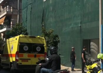 Συναγερμός στις Αρχές: Ο 89χρονος μετά τον ΕΦΚΑ πήγε στη Λουκάρεως και πυροβόλησε ακόμη τρία άτομα