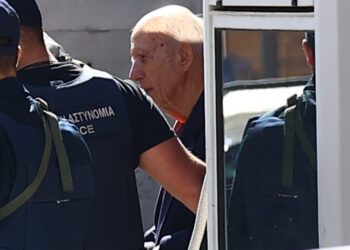 Η κόρη του 89χρονου πιστολέρο αποκαλύπτει: «Χαλούσε λέφτά σε μάγια στην Ινδία. Έλεγε πως τον έδερναν οι δαιμόνες τα βράδια»