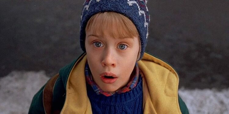 Από ποια ηλικία μπορεί να μείνει ένα παιδί μόνο του στο σπίτι;