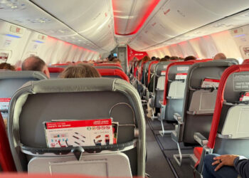 Ζευγάρι έκανε σ*ξ στο αεροπλάνο λίγο πριν την απογείωση – «Προσευχόμασταν», είπαν όταν τους έπιασαν