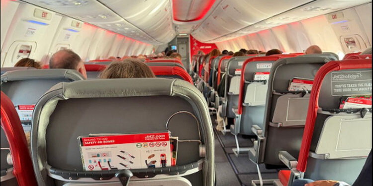 Ζευγάρι έκανε σ*ξ στο αεροπλάνο λίγο πριν την απογείωση – «Προσευχόμασταν», είπαν όταν τους έπιασαν