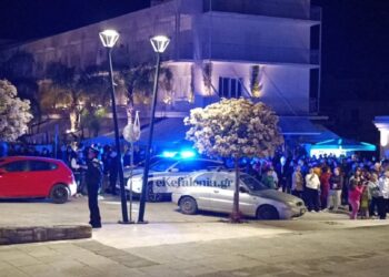 Προφυλακιστέοι οι τρεις κατηγορούμενοι για τον θάνατο της Μυρτούς – Φυγαδεύτηκαν από την πίσω πόρτα του Δικαστηρίου (video)