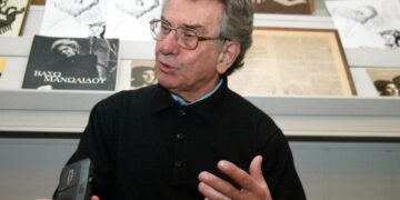 Κύριος μέχρι το τέλος: Ο λόγος που ανακοινώθηκε με 4 ημέρες καθυστέρηση ο θάνατος του Στέφανου Λιναίου