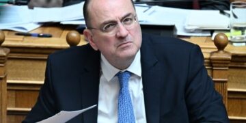 Παραιτήθηκε ο Μακάριος Λαζαρίδης