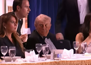 Η πρώτη αντίδραση της Μελάνια μετά τους πυροβολισμούς στο Χίλτον – Η χαρακτηριστική ατάκα που είπε στον Τραμπ