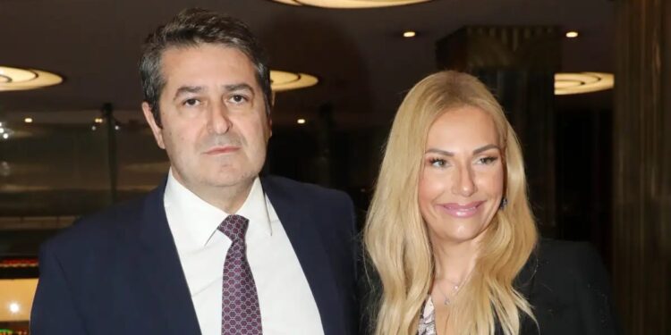 Alldaynews.gr Τίνα Μεσσαροπούλου: Αποχώρησε από το «Happy Day» για να βρεθεί στο πλευρό του Γιώργου Μυλωνάκη