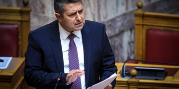 Alldaynews.gr ΕΚΤΑΚΤΟ: Σε κρίσιμη κατάσταση με ρήξη ανευρύσματος στον εγκέφαλο ο Γιώργος Μυλωνάκης – Στον «Ευαγγελισμό» βρέθηκε και ο Μητσοτάκης (video)