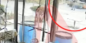 Βίντεο-ντοκουμέντο από τη θανατηφόρα παράσυρση της ηλικιωμένης από φορτηγό στο Μενίδι