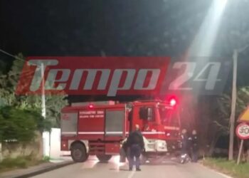 Βρέθηκε νεκρός λίγο πριν την κηδεία της αδερφής του έξω από το φλεγόμενο σπίτι του (video)