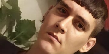 ΘΡΗΝΟΣ ΓΙΑ ΤΟΝ 28ΧΡΟΝΟ ΠΟΛΥΧΡΟΝΗ