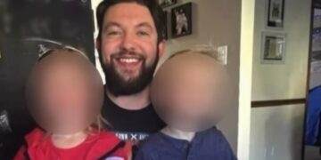 Οικογενειακή τραγωδία: 30χρονη σκότωσε τον πρώην άντρα της και τα πεθερικά της (video)